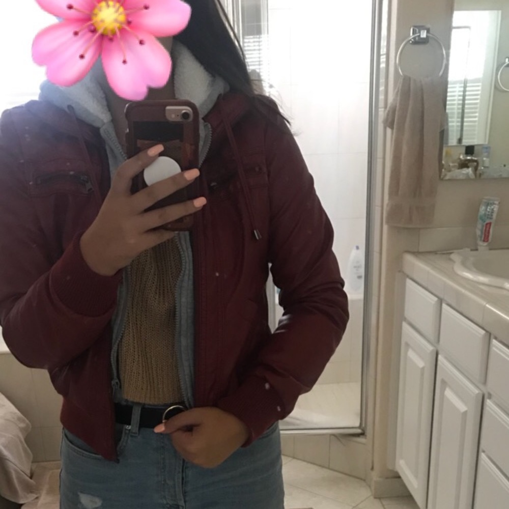 Winter Jacket ❄️ - Picture 4 of 4